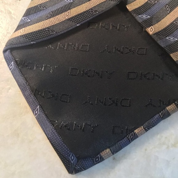 DKNY SILK TIE, - Picture 6 of 8